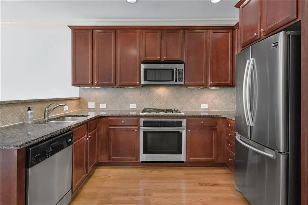 Stond countertops perfect for entertaining