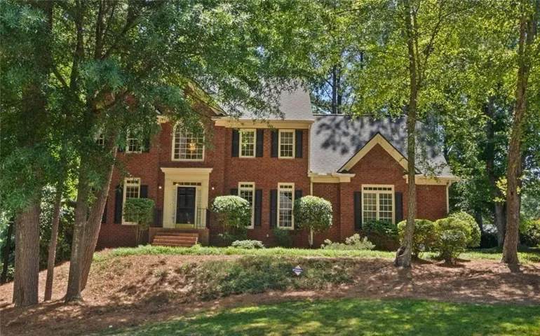 2010 Milfield Circle, Snellville, Georgia 30078