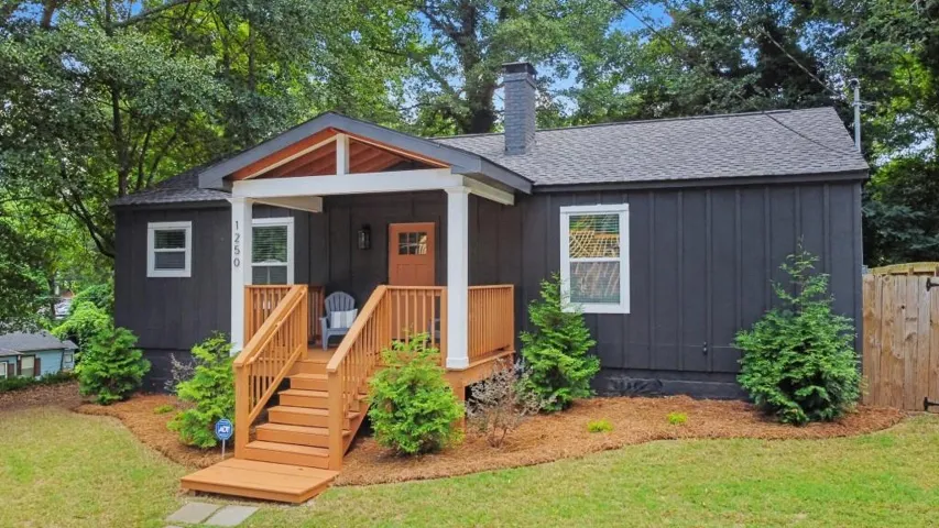 Welcome to this beautifully renovated Ranch nestled  in the heart of Oakland City!