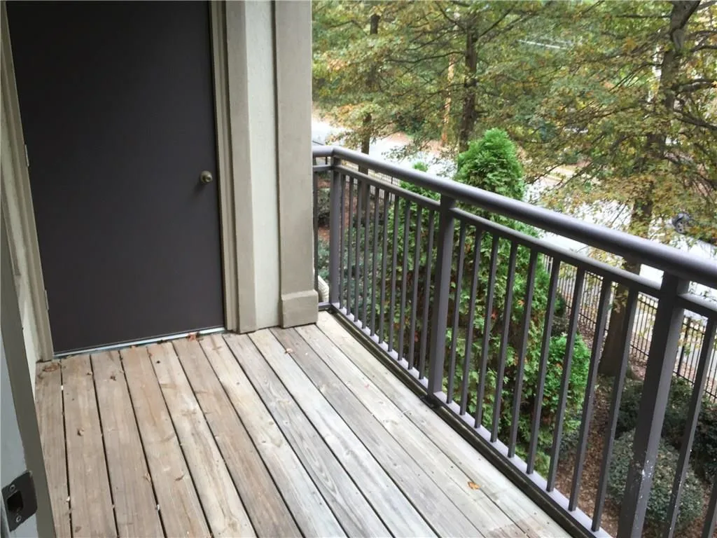 5559 Glenridge Drive Unit 2208, Atlanta, Georgia 30342, 2 Bedrooms Bedrooms, ,2 BathroomsBathrooms,Residential,Sold,5559 Glenridge Drive Unit 2208,5838231