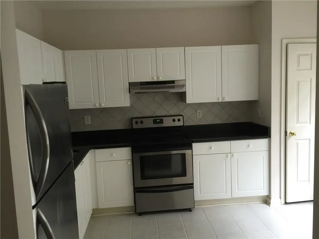 5559 Glenridge Drive Unit 2208, Atlanta, Georgia 30342, 2 Bedrooms Bedrooms, ,2 BathroomsBathrooms,Residential,Sold,5559 Glenridge Drive Unit 2208,5838231