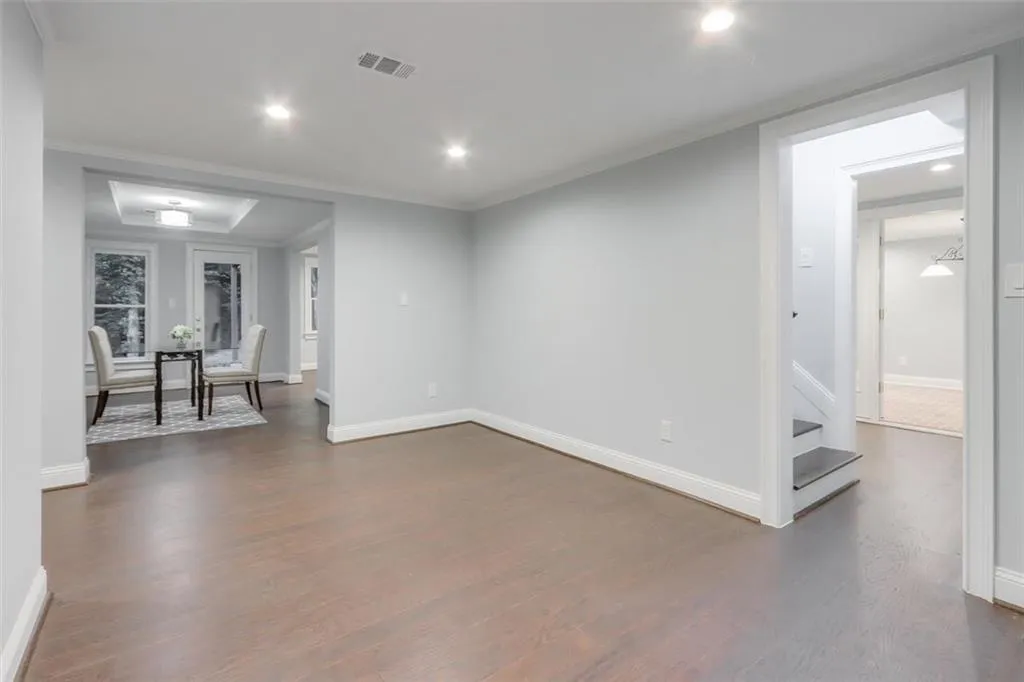 7775 Landowne Drive, Sandy Springs, Georgia 30350, 5 Bedrooms Bedrooms, ,4 BathroomsBathrooms,Residential,Sold,7775 Landowne Drive,6786067