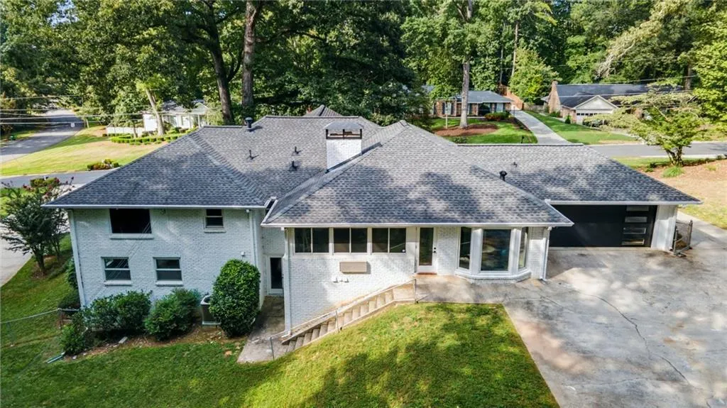 460 Riverside Parkway, Atlanta, Georgia 30328, 5 Bedrooms Bedrooms, ,5 BathroomsBathrooms,Residential,For Sale,460 Riverside Parkway,7645456