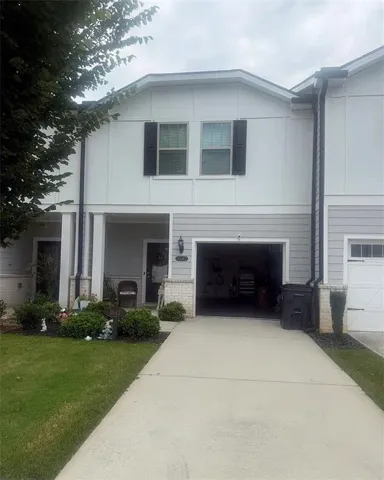 5542 Plain Field Lane, Lilburn, Georgia 30047
