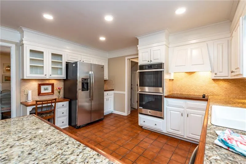 7505 Spalding Lane, Sandy Springs, Georgia 30350, 4 Bedrooms Bedrooms, ,2 BathroomsBathrooms,Residential,Sold,7505 Spalding Lane,6635236