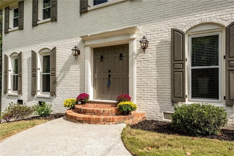 7505 Spalding Lane, Sandy Springs, Georgia 30350, 4 Bedrooms Bedrooms, ,2 BathroomsBathrooms,Residential,Sold,7505 Spalding Lane,6635236