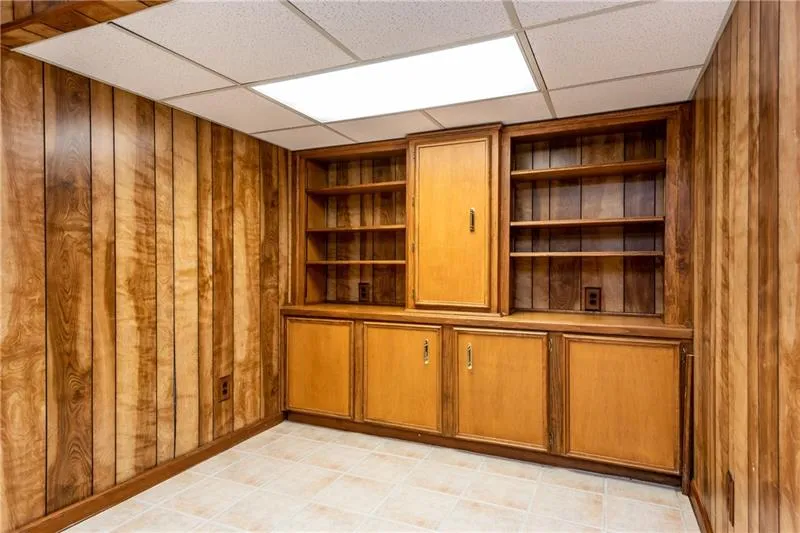 7505 Spalding Lane, Sandy Springs, Georgia 30350, 4 Bedrooms Bedrooms, ,2 BathroomsBathrooms,Residential,Sold,7505 Spalding Lane,6635236