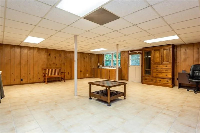 7505 Spalding Lane, Sandy Springs, Georgia 30350, 4 Bedrooms Bedrooms, ,2 BathroomsBathrooms,Residential,Sold,7505 Spalding Lane,6635236