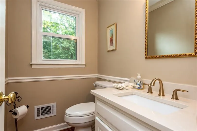 7505 Spalding Lane, Sandy Springs, Georgia 30350, 4 Bedrooms Bedrooms, ,2 BathroomsBathrooms,Residential,Sold,7505 Spalding Lane,6635236