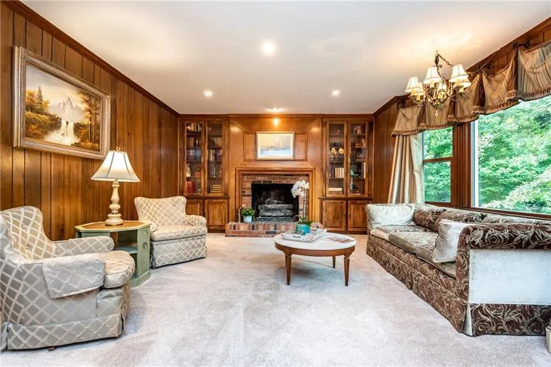 7505 Spalding Lane, Sandy Springs, Georgia 30350, 4 Bedrooms Bedrooms, ,2 BathroomsBathrooms,Residential,Sold,7505 Spalding Lane,6635236