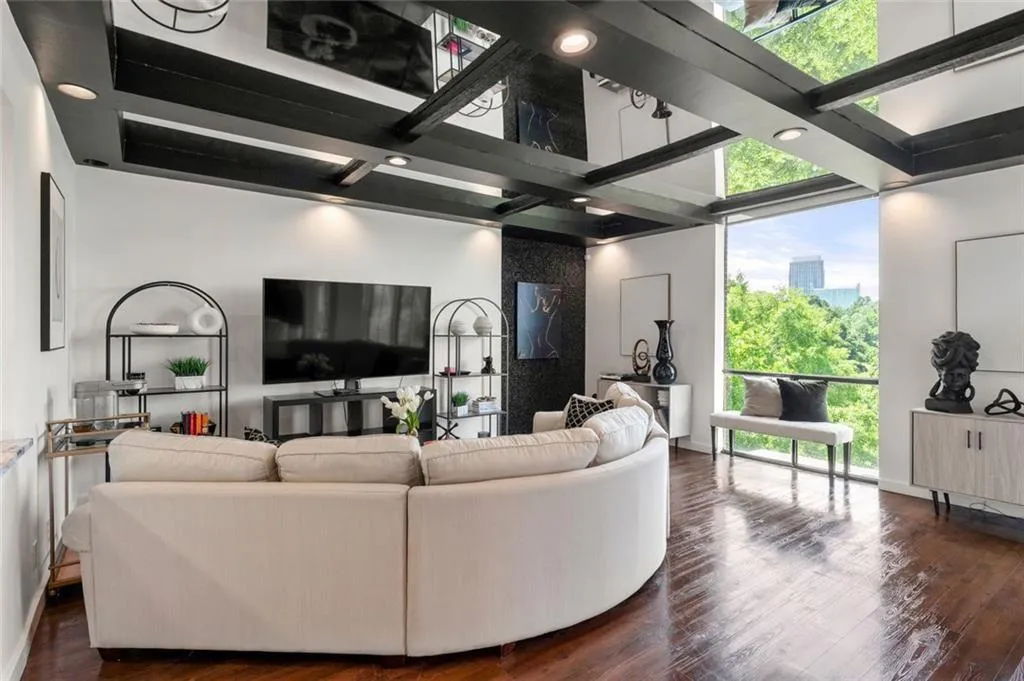 130 26th Street Nw Unit 801, Atlanta, Georgia 30309, 3 Bedrooms Bedrooms, ,2 BathroomsBathrooms,Residential,For Sale,130 26th Street Nw Unit 801,7581357