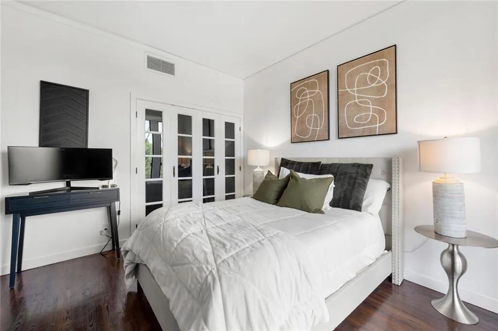 130 26th Street Nw Unit 801, Atlanta, Georgia 30309, 3 Bedrooms Bedrooms, ,2 BathroomsBathrooms,Residential,For Sale,130 26th Street Nw Unit 801,7581357