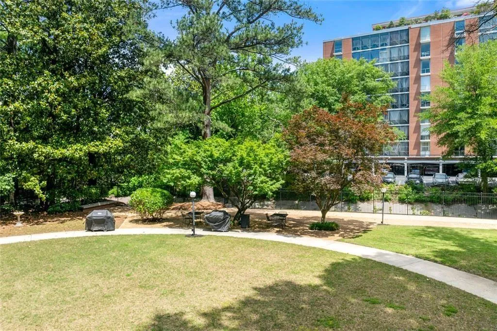 130 26th Street Nw Unit 801, Atlanta, Georgia 30309, 3 Bedrooms Bedrooms, ,2 BathroomsBathrooms,Residential,For Sale,130 26th Street Nw Unit 801,7581357