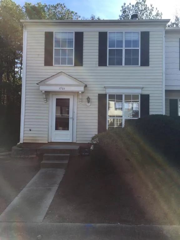 1701 Queen Anne Court Unit 1701, Atlanta, Georgia 30350, 2 Bedrooms Bedrooms, ,2 BathroomsBathrooms,Residential,Sold,1701 Queen Anne Court Unit 1701,5622660