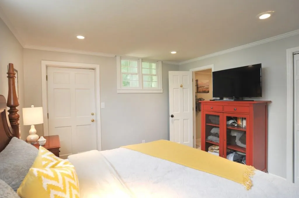 560 Highbrook Drive, Atlanta, Georgia 30342, 4 Bedrooms Bedrooms, ,3 BathroomsBathrooms,Residential,Sold,560 Highbrook Drive,6769068