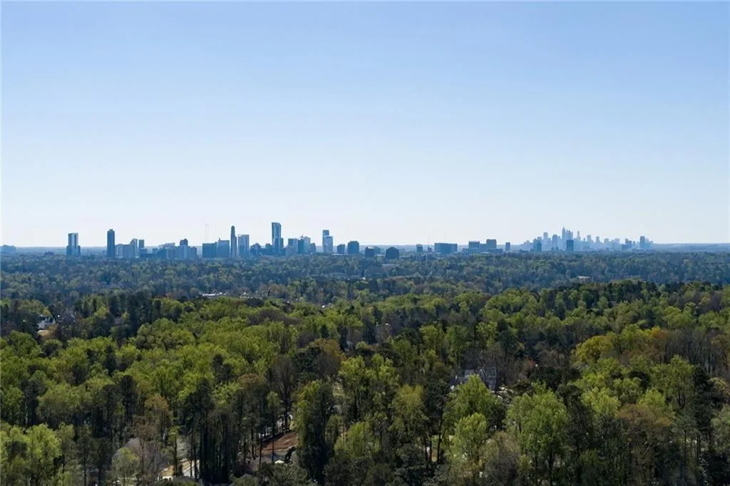 4969 Long Island Drive Nw, Atlanta, Georgia 30327, 4 Bedrooms Bedrooms, ,6 BathroomsBathrooms,Residential,Sold,4969 Long Island Drive Nw,7192348