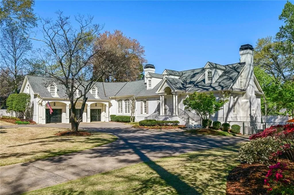 4969 Long Island Drive Nw, Atlanta, Georgia 30327, 4 Bedrooms Bedrooms, ,6 BathroomsBathrooms,Residential,Sold,4969 Long Island Drive Nw,7192348