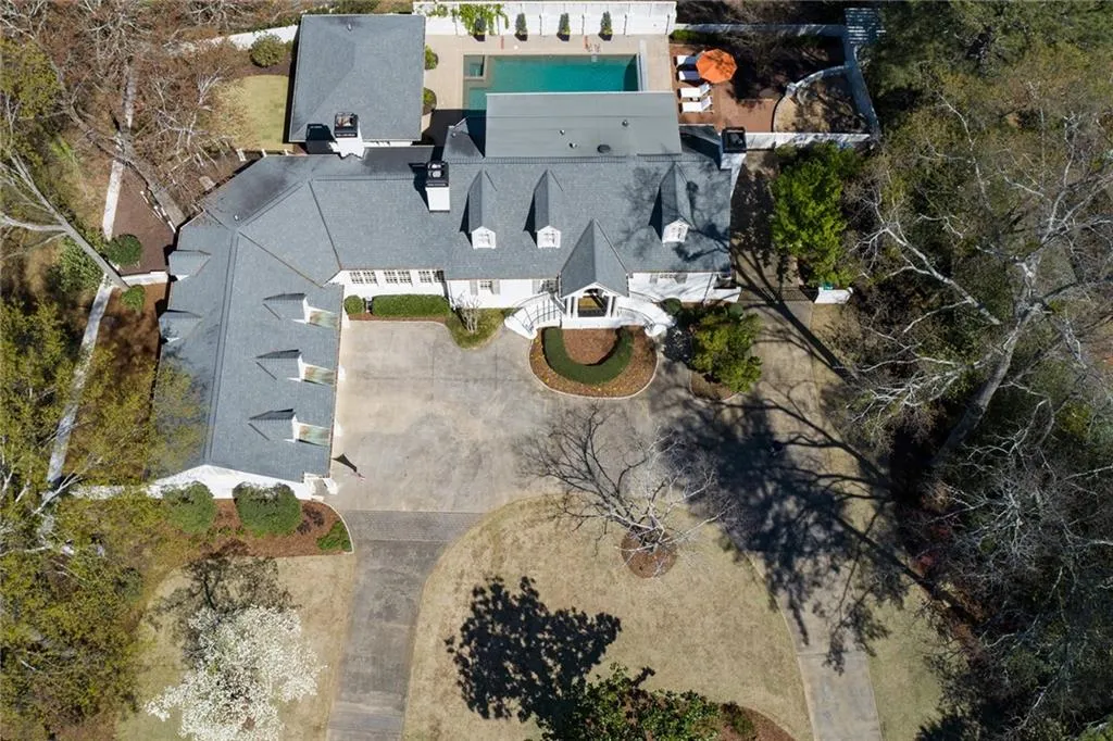 4969 Long Island Drive Nw, Atlanta, Georgia 30327, 4 Bedrooms Bedrooms, ,6 BathroomsBathrooms,Residential,Sold,4969 Long Island Drive Nw,7192348