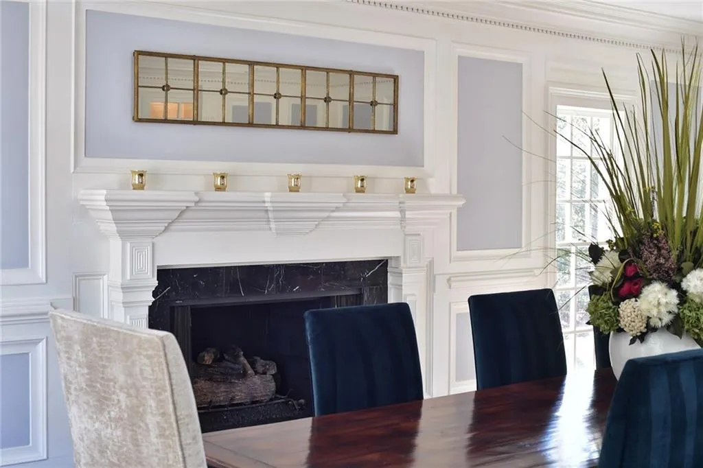 4969 Long Island Drive Nw, Atlanta, Georgia 30327, 4 Bedrooms Bedrooms, ,6 BathroomsBathrooms,Residential,Sold,4969 Long Island Drive Nw,7192348