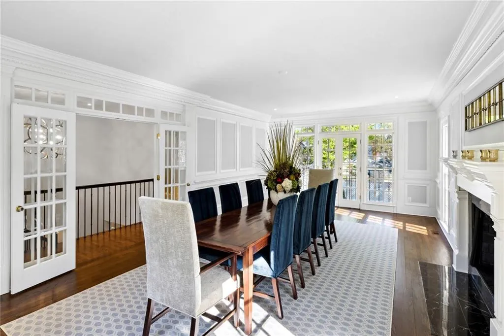 4969 Long Island Drive Nw, Atlanta, Georgia 30327, 4 Bedrooms Bedrooms, ,6 BathroomsBathrooms,Residential,Sold,4969 Long Island Drive Nw,7192348