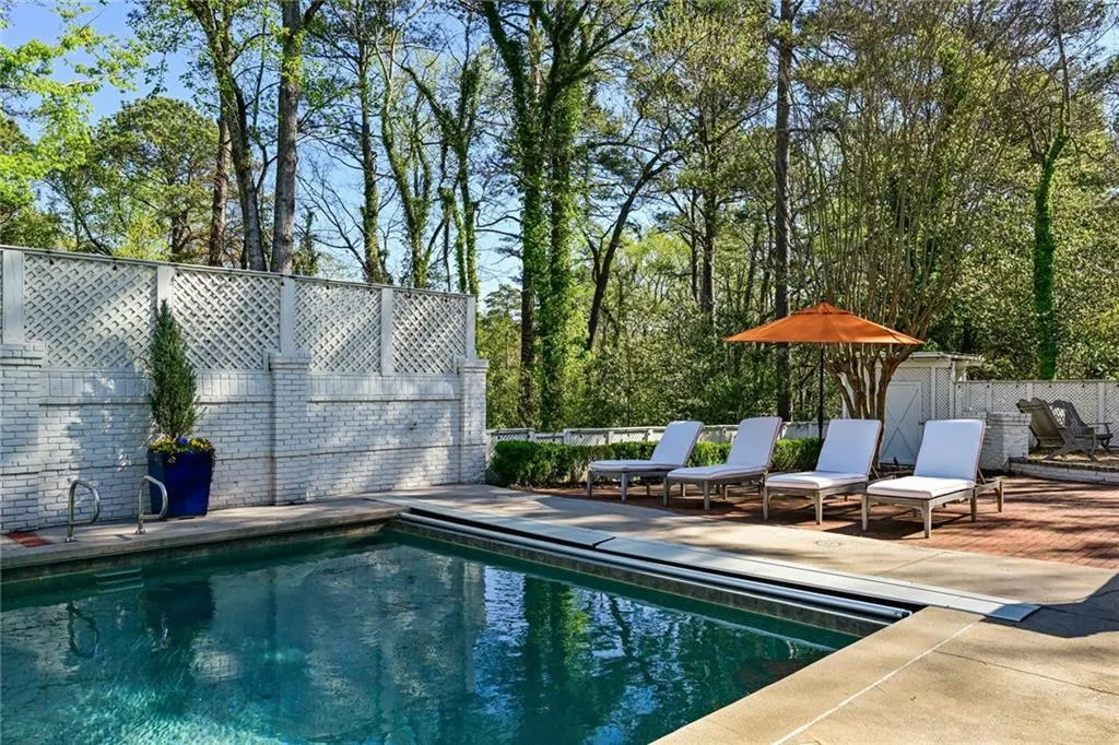 4969 Long Island Drive Nw, Atlanta, Georgia 30327, 4 Bedrooms Bedrooms, ,6 BathroomsBathrooms,Residential,Sold,4969 Long Island Drive Nw,7192348