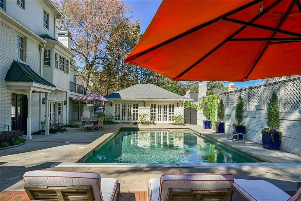 4969 Long Island Drive Nw, Atlanta, Georgia 30327, 4 Bedrooms Bedrooms, ,6 BathroomsBathrooms,Residential,Sold,4969 Long Island Drive Nw,7192348