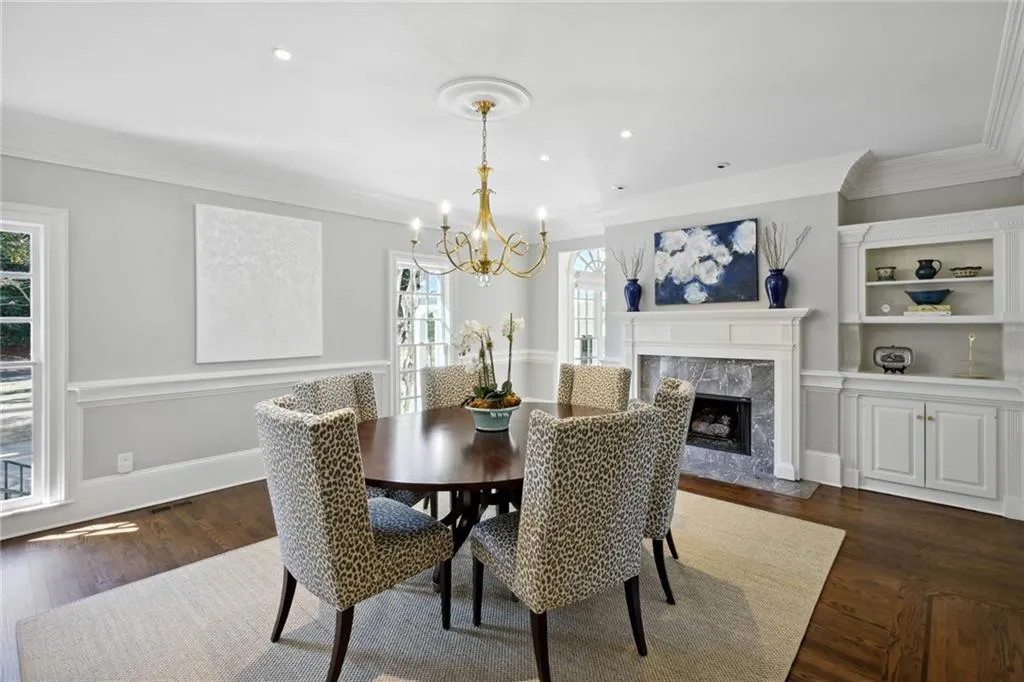 4969 Long Island Drive Nw, Atlanta, Georgia 30327, 4 Bedrooms Bedrooms, ,6 BathroomsBathrooms,Residential,Sold,4969 Long Island Drive Nw,7192348