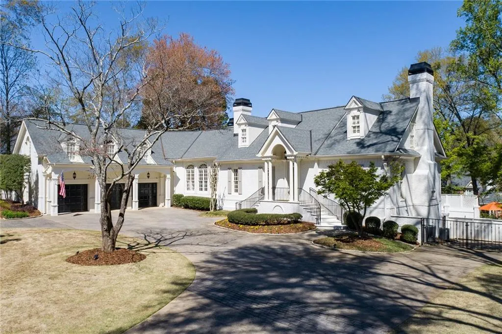 4969 Long Island Drive Nw, Atlanta, Georgia 30327, 4 Bedrooms Bedrooms, ,6 BathroomsBathrooms,Residential,Sold,4969 Long Island Drive Nw,7192348