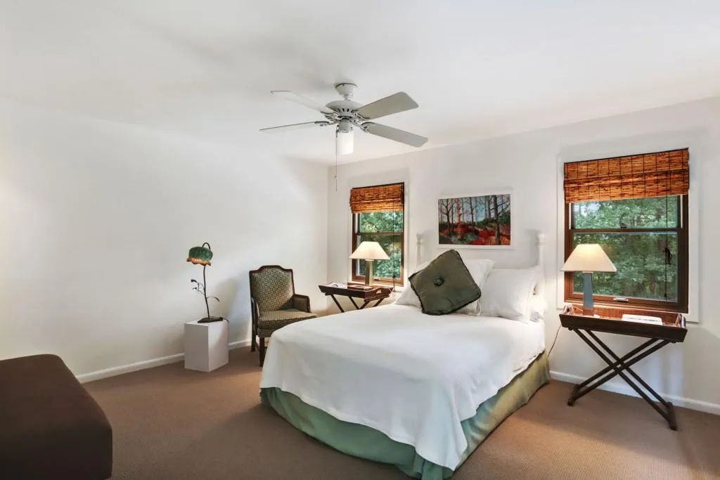 2000 River North Parkway, Sandy Springs, Georgia 30328, 4 Bedrooms Bedrooms, ,3 BathroomsBathrooms,Residential,Sold,2000 River North Parkway,5907885