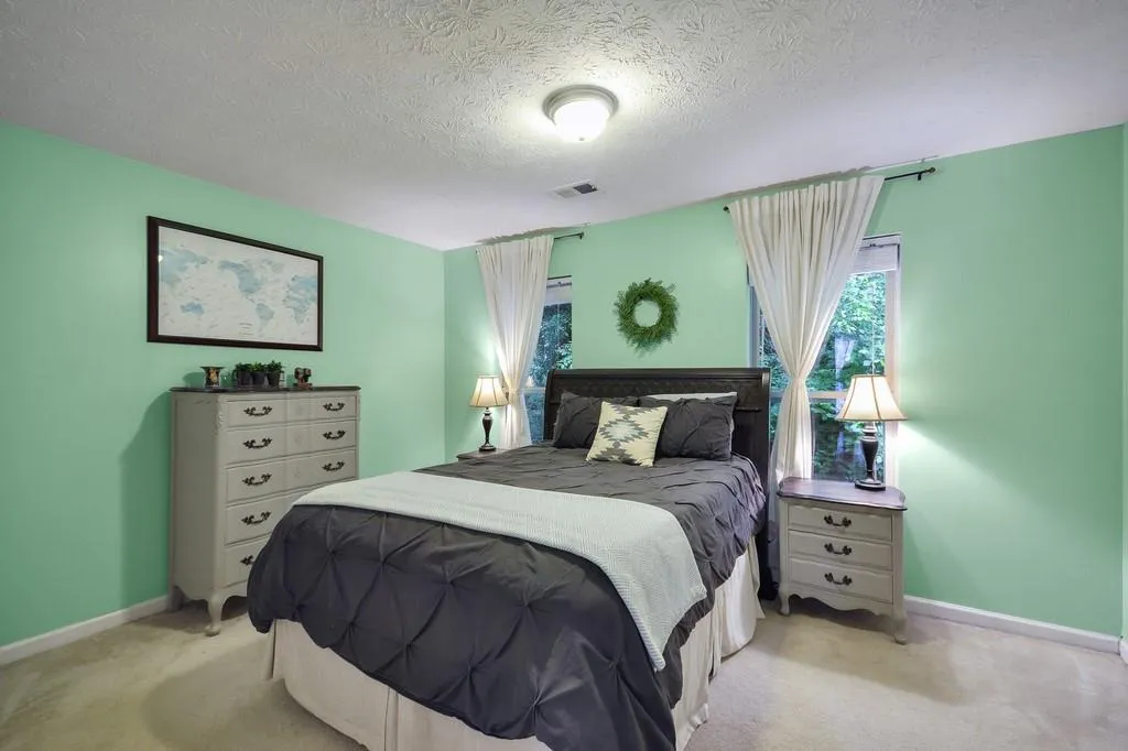 255 Winding River Drive Ne Unit D, Sandy Springs, Georgia 30350, 2 Bedrooms Bedrooms, ,1 BathroomBathrooms,Residential,Sold,255 Winding River Drive Ne Unit D,6727497