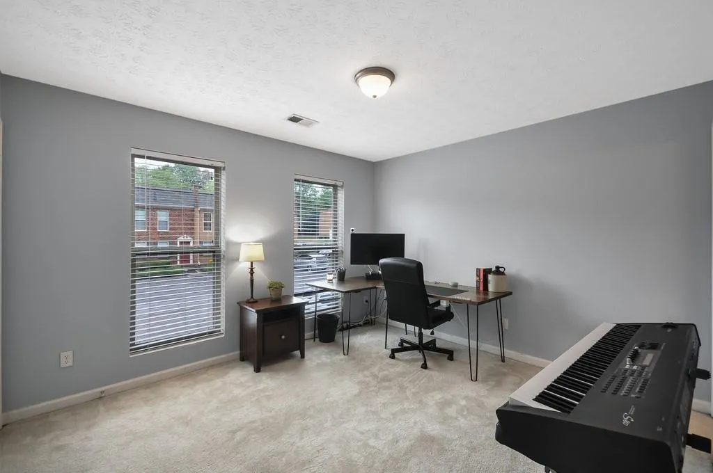 255 Winding River Drive Ne Unit D, Sandy Springs, Georgia 30350, 2 Bedrooms Bedrooms, ,1 BathroomBathrooms,Residential,Sold,255 Winding River Drive Ne Unit D,6727497