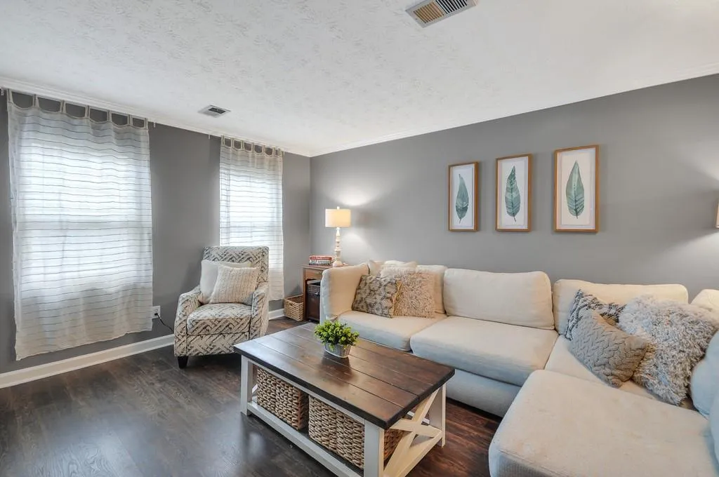 255 Winding River Drive Ne Unit D, Sandy Springs, Georgia 30350, 2 Bedrooms Bedrooms, ,1 BathroomBathrooms,Residential,Sold,255 Winding River Drive Ne Unit D,6727497