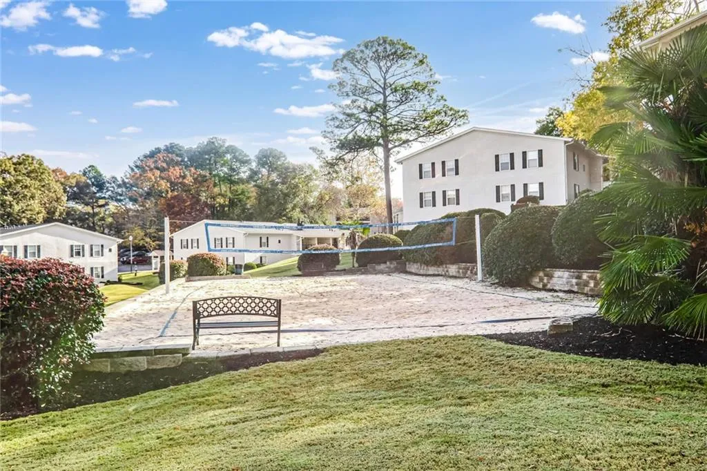 1150 Collier Road Nw Unit K9, Atlanta, Georgia 30318, 1 Bedroom Bedrooms, ,1 BathroomBathrooms,Residential,For Sale,1150 Collier Road Nw Unit K9,7585796