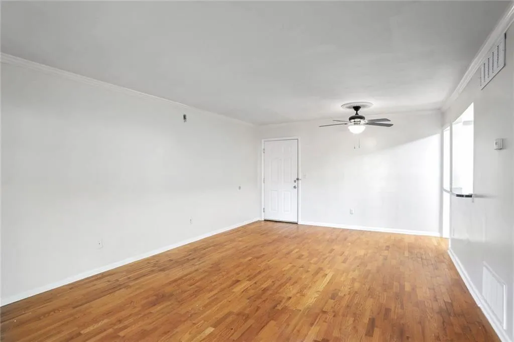 1150 Collier Road Nw Unit K9, Atlanta, Georgia 30318, 1 Bedroom Bedrooms, ,1 BathroomBathrooms,Residential,For Sale,1150 Collier Road Nw Unit K9,7585796