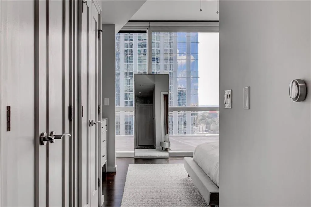 3325 Piedmont Road Ne Unit 1507, Atlanta, Georgia 30305, 1 Bedroom Bedrooms, ,1 BathroomBathrooms,Residential,For Sale,3325 Piedmont Road Ne Unit 1507,7653194