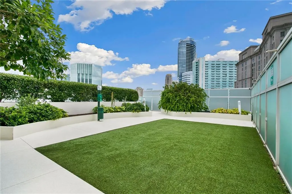 3325 Piedmont Road Ne Unit 1507, Atlanta, Georgia 30305, 1 Bedroom Bedrooms, ,1 BathroomBathrooms,Residential,For Sale,3325 Piedmont Road Ne Unit 1507,7653194