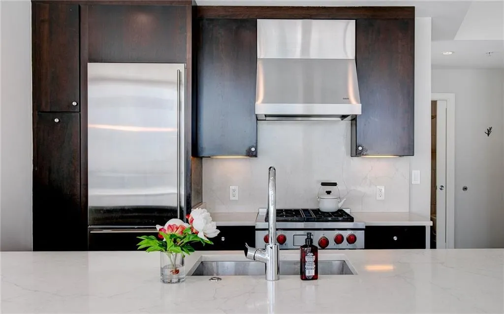 Chef-inspired kitchen with Wolf and Sub-zero