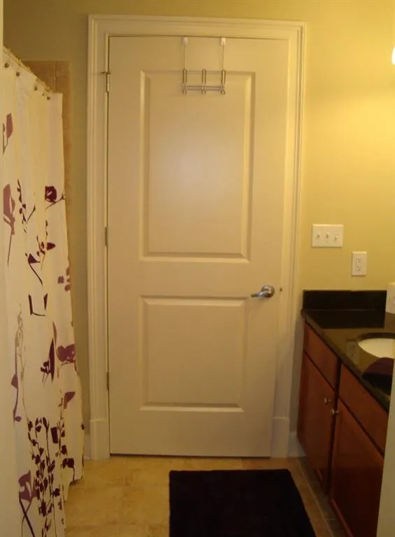 200 River Vista Drive Unit 428, Atlanta, Georgia 30339, 2 Bedrooms Bedrooms, ,2 BathroomsBathrooms,Residential,Sold,200 River Vista Drive Unit 428,5572707