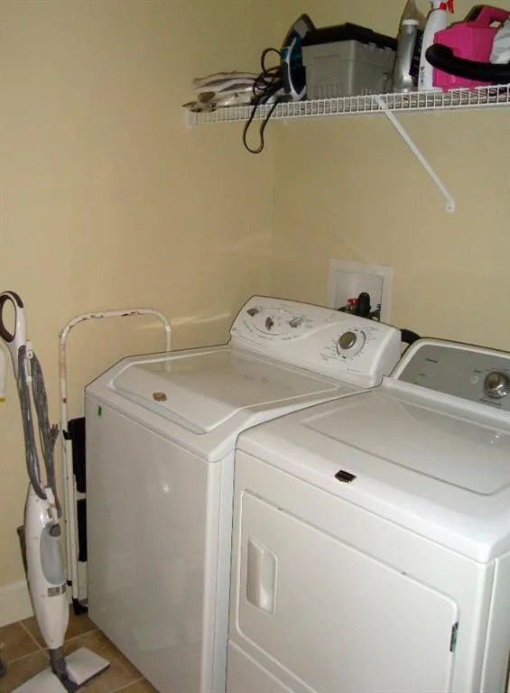 200 River Vista Drive Unit 428, Atlanta, Georgia 30339, 2 Bedrooms Bedrooms, ,2 BathroomsBathrooms,Residential,Sold,200 River Vista Drive Unit 428,5572707