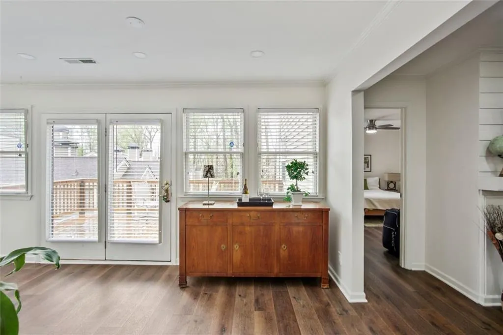 82 Dunwoody Springs Drive, Sandy Springs, Georgia 30328, 3 Bedrooms Bedrooms, ,2 BathroomsBathrooms,Residential,Sold,82 Dunwoody Springs Drive,7028253 82 Dunwoody Springs Drive, Sandy Springs, Georgia 30328, 3 Bedrooms Bedrooms, ,2 BathroomsBathrooms,Residential,Sold,82 Dunwoody Springs Drive,7028253