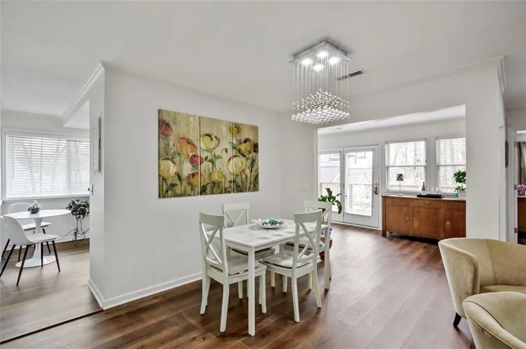 82 Dunwoody Springs Drive, Sandy Springs, Georgia 30328, 3 Bedrooms Bedrooms, ,2 BathroomsBathrooms,Residential,Sold,82 Dunwoody Springs Drive,7028253 82 Dunwoody Springs Drive, Sandy Springs, Georgia 30328, 3 Bedrooms Bedrooms, ,2 BathroomsBathrooms,Residential,Sold,82 Dunwoody Springs Drive,7028253