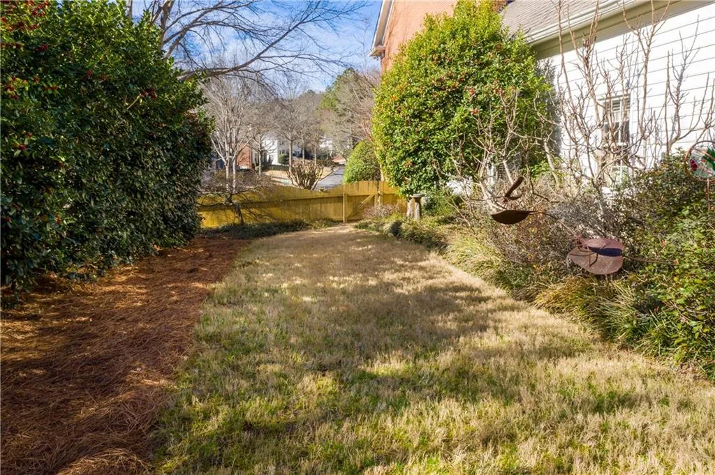 25 Battle Ridge Place, Atlanta, Georgia 30342, 6 Bedrooms Bedrooms, ,5 BathroomsBathrooms,Residential,Sold,25 Battle Ridge Place,6840984