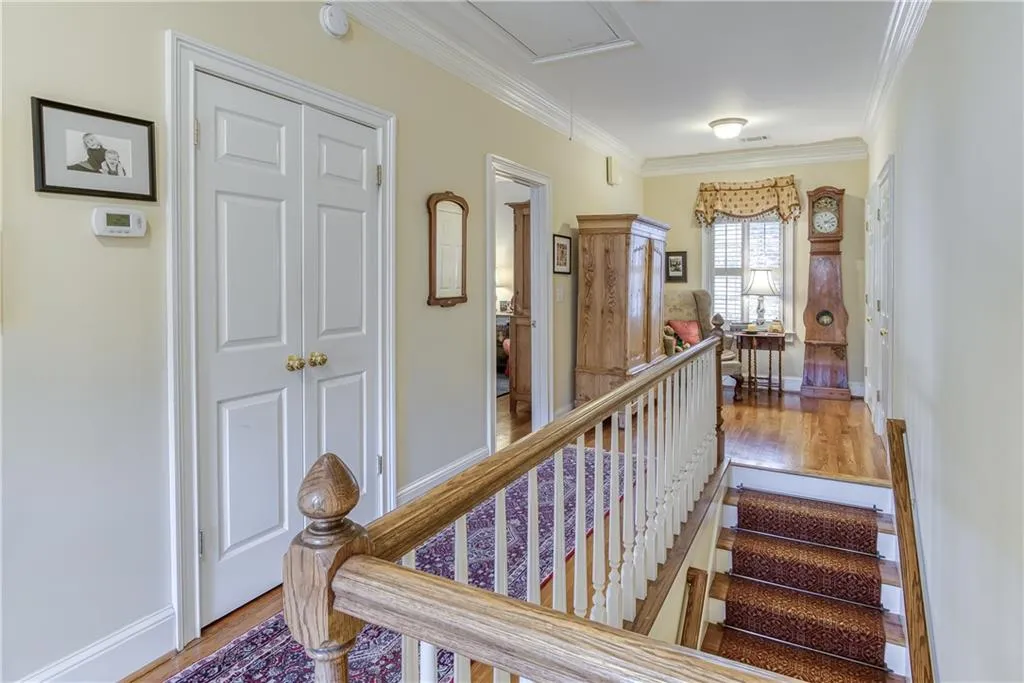 25 Battle Ridge Place, Atlanta, Georgia 30342, 6 Bedrooms Bedrooms, ,5 BathroomsBathrooms,Residential,Sold,25 Battle Ridge Place,6840984