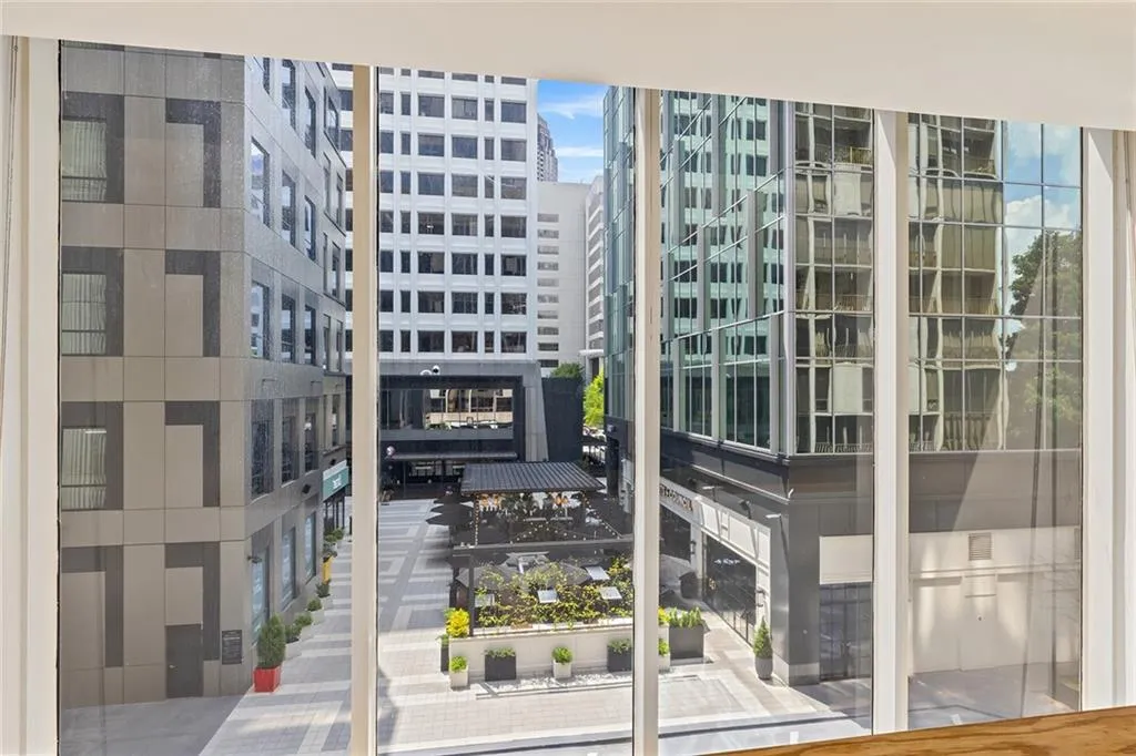 145 15th Street Unit 206, Atlanta, Georgia 30309, 2 Bedrooms Bedrooms, ,2 BathroomsBathrooms,Residential,For Sale,145 15th Street Unit 206,7647323