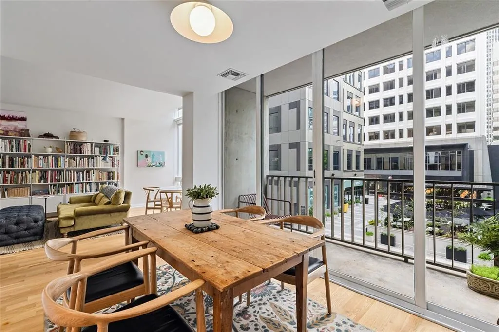 145 15th Street Unit 206, Atlanta, Georgia 30309, 2 Bedrooms Bedrooms, ,2 BathroomsBathrooms,Residential,For Sale,145 15th Street Unit 206,7647323