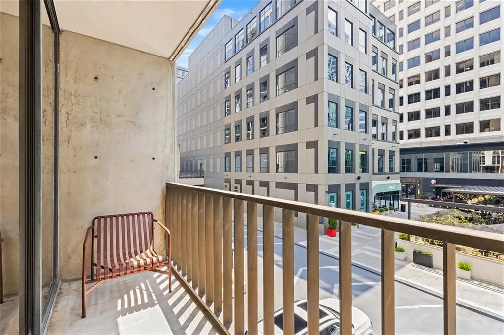 145 15th Street Unit 206, Atlanta, Georgia 30309, 2 Bedrooms Bedrooms, ,2 BathroomsBathrooms,Residential,For Sale,145 15th Street Unit 206,7647323