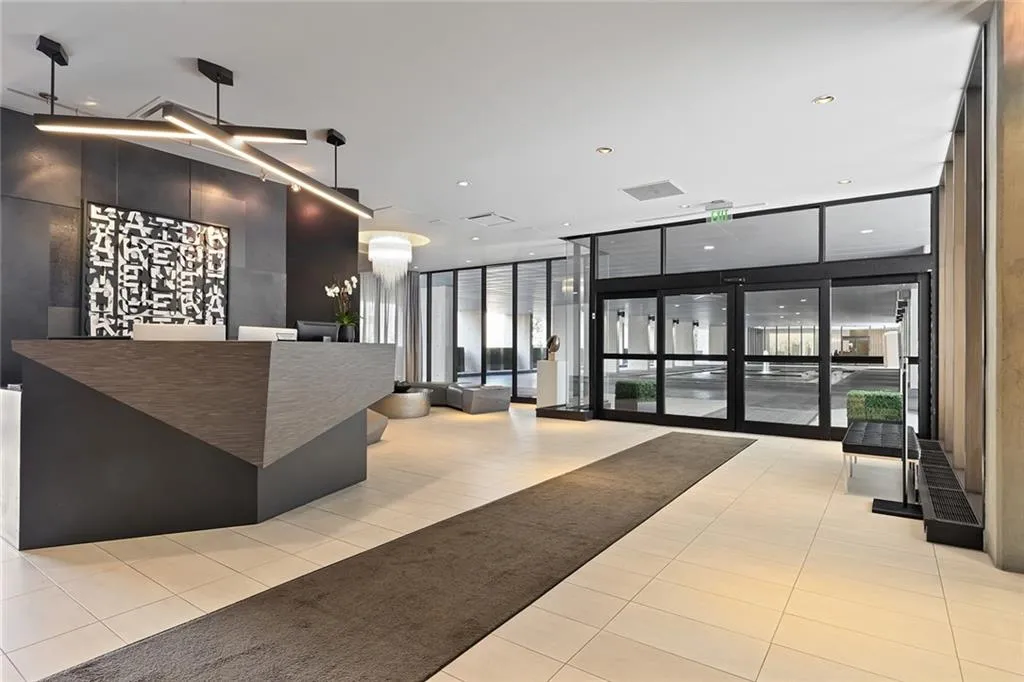 145 15th Street Unit 206, Atlanta, Georgia 30309, 2 Bedrooms Bedrooms, ,2 BathroomsBathrooms,Residential,For Sale,145 15th Street Unit 206,7647323