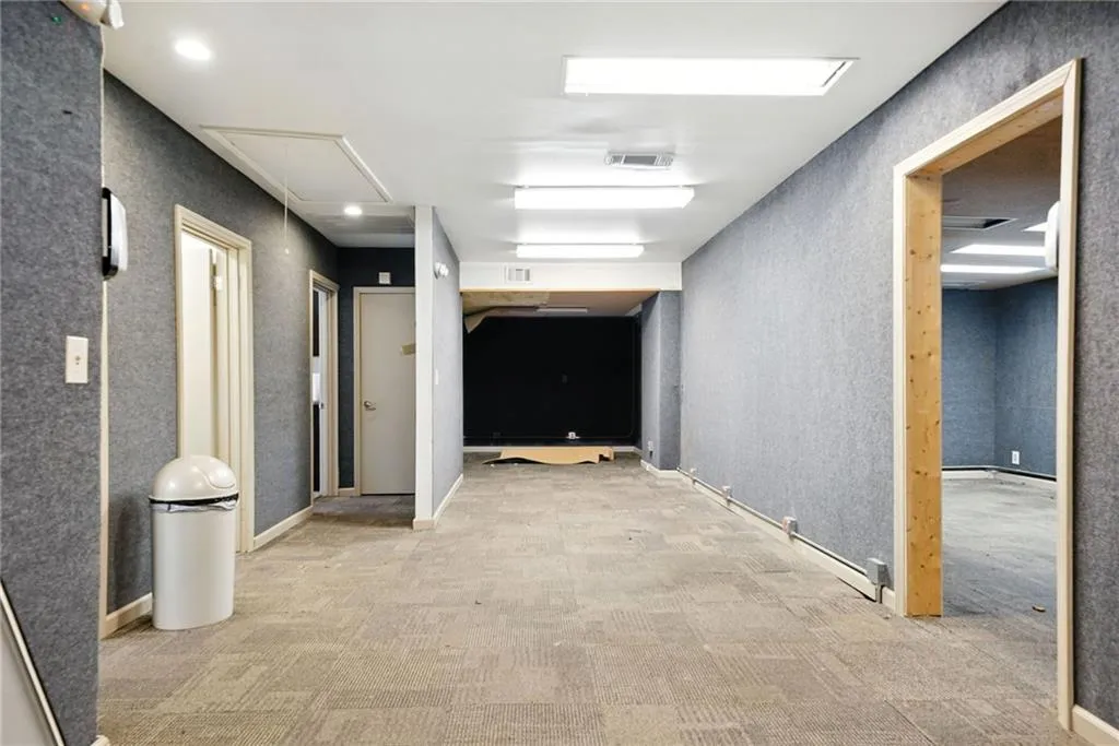 18 Nw Beck Street Nw, Atlanta, Georgia 30318, ,Commercial Sale,For Sale,18 Nw Beck Street Nw,7635401