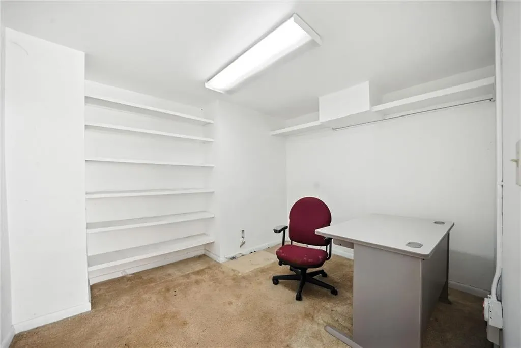 18 Nw Beck Street Nw, Atlanta, Georgia 30318, ,Commercial Sale,For Sale,18 Nw Beck Street Nw,7635401