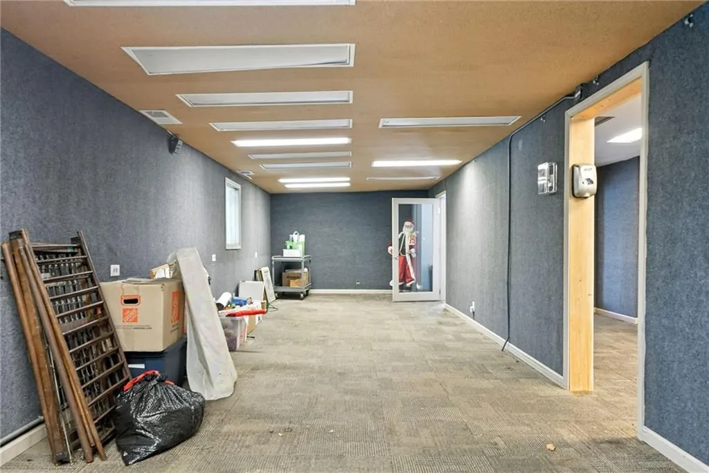 18 Nw Beck Street Nw, Atlanta, Georgia 30318, ,Commercial Sale,For Sale,18 Nw Beck Street Nw,7635401
